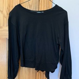 Women’s Black top